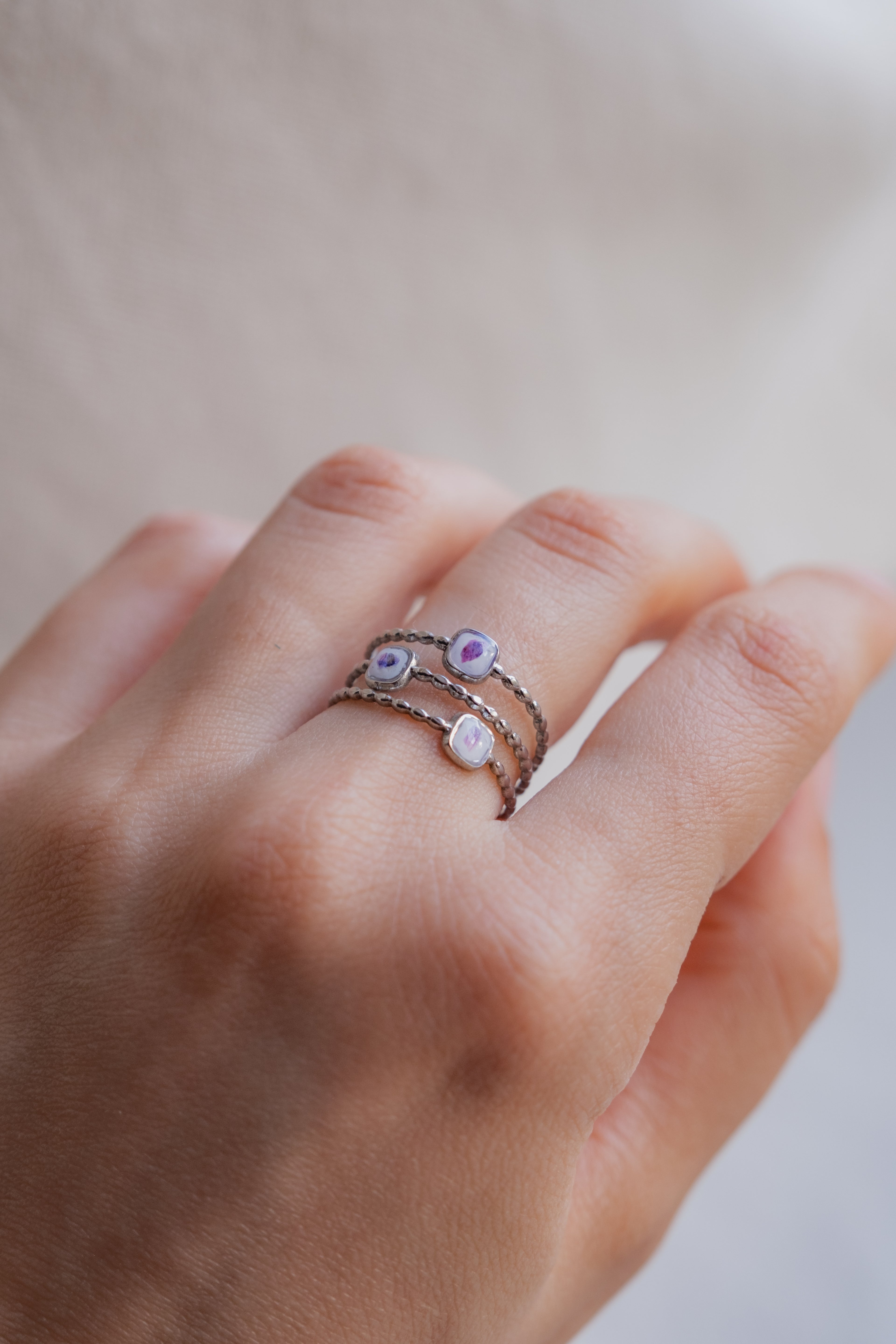 Anello fasce con frammenti di Gypsophila