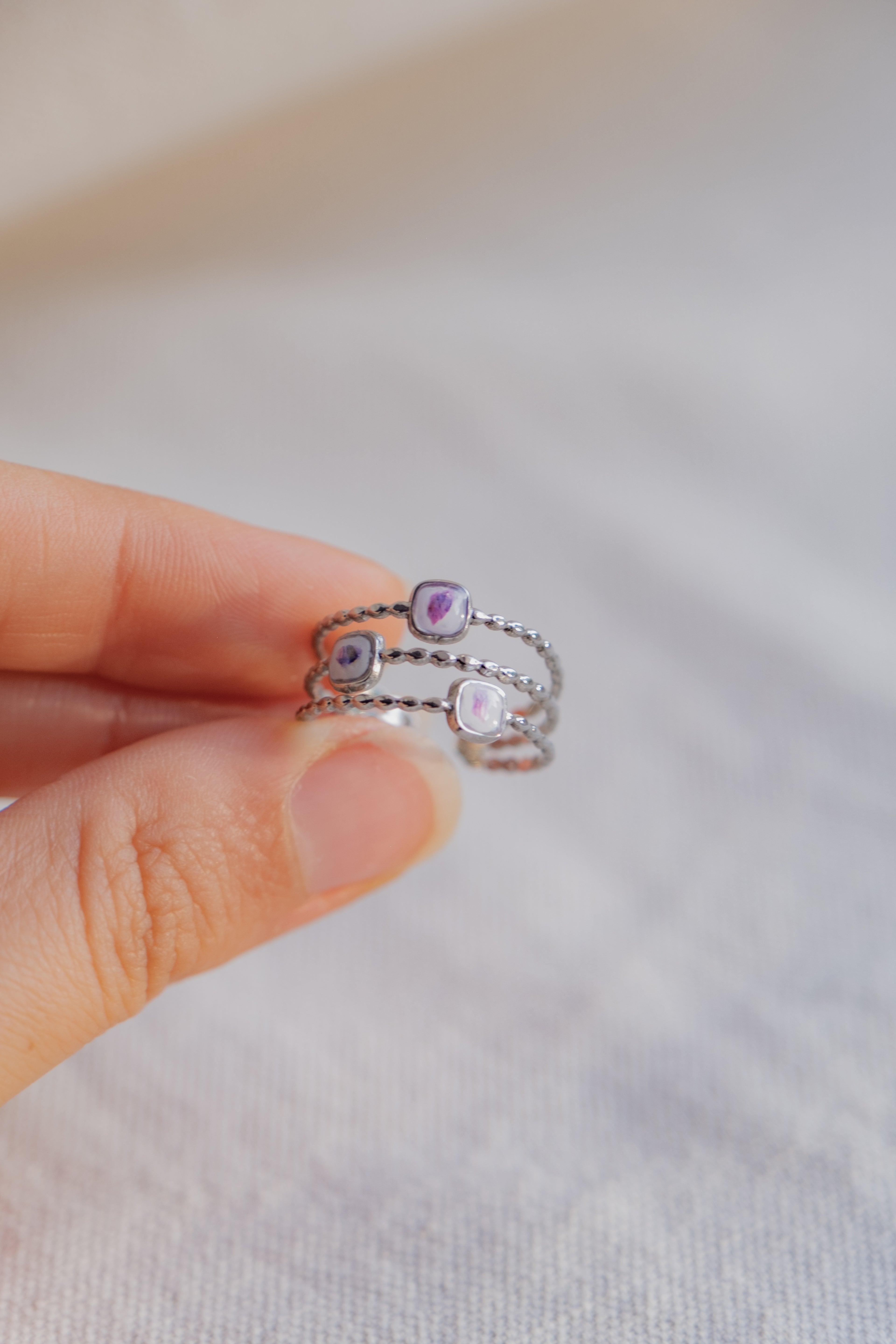 Anello fasce con frammenti di Gypsophila