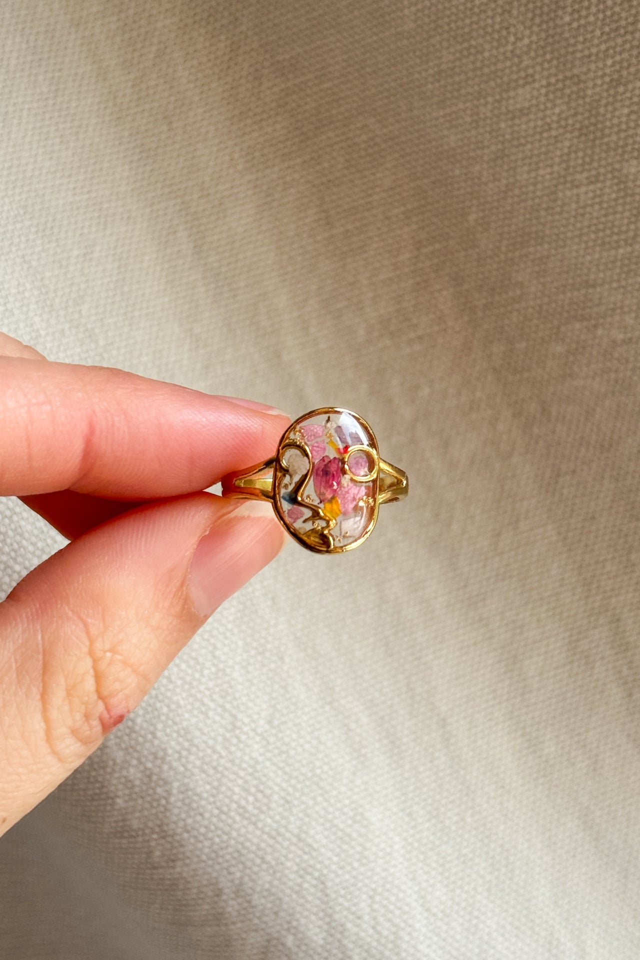 Anello volto